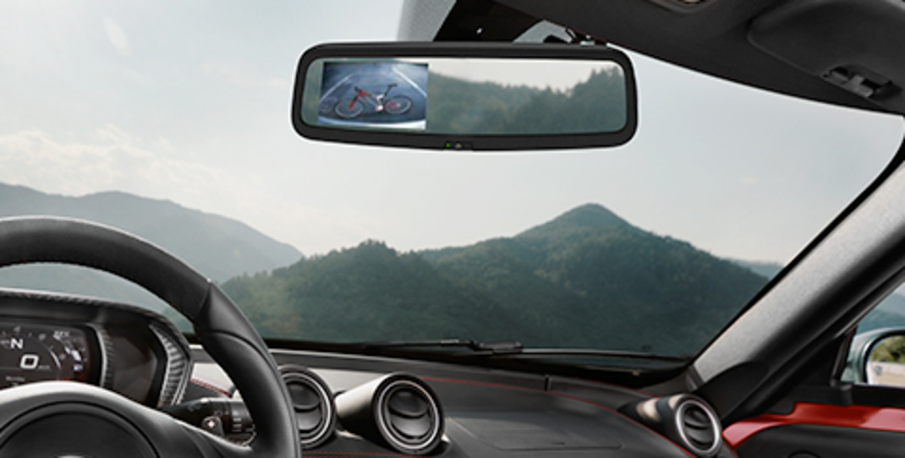 2019-AlfaRomeo-4C-Technology_RearViewMirror