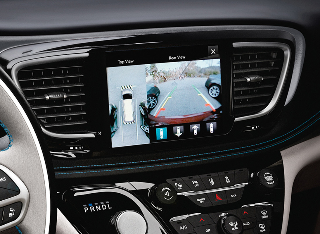Uconnect system displaying the 360° Surround-View Camera view on a 2020 Chrysler Pacifica.