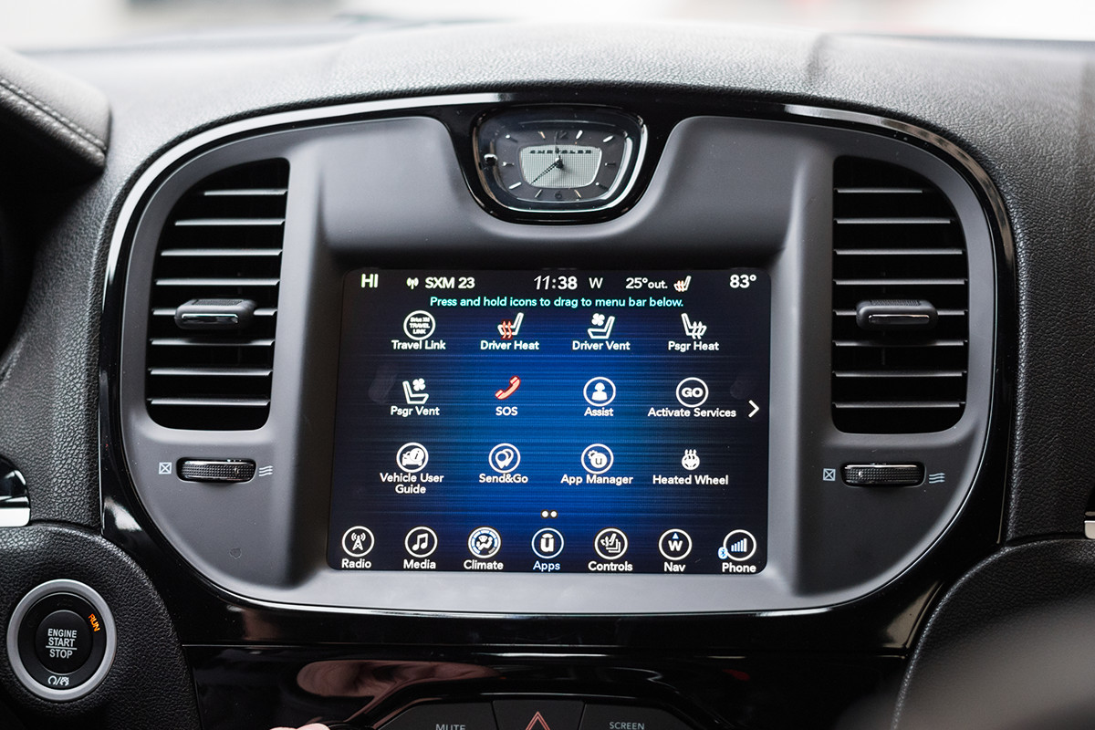 2019 Chrysler 300 with SiriusXM