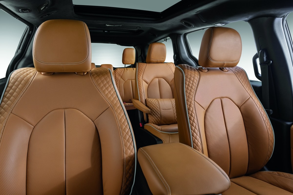 The new 2021 Chrysler Pacifica interior showing the Pacifica Pinnacle interior trim.