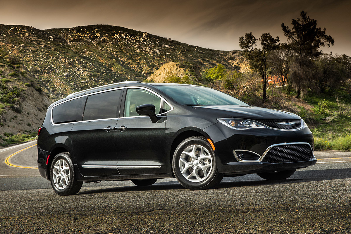 Chrysler Pacifica 2018 Exterior, Side view