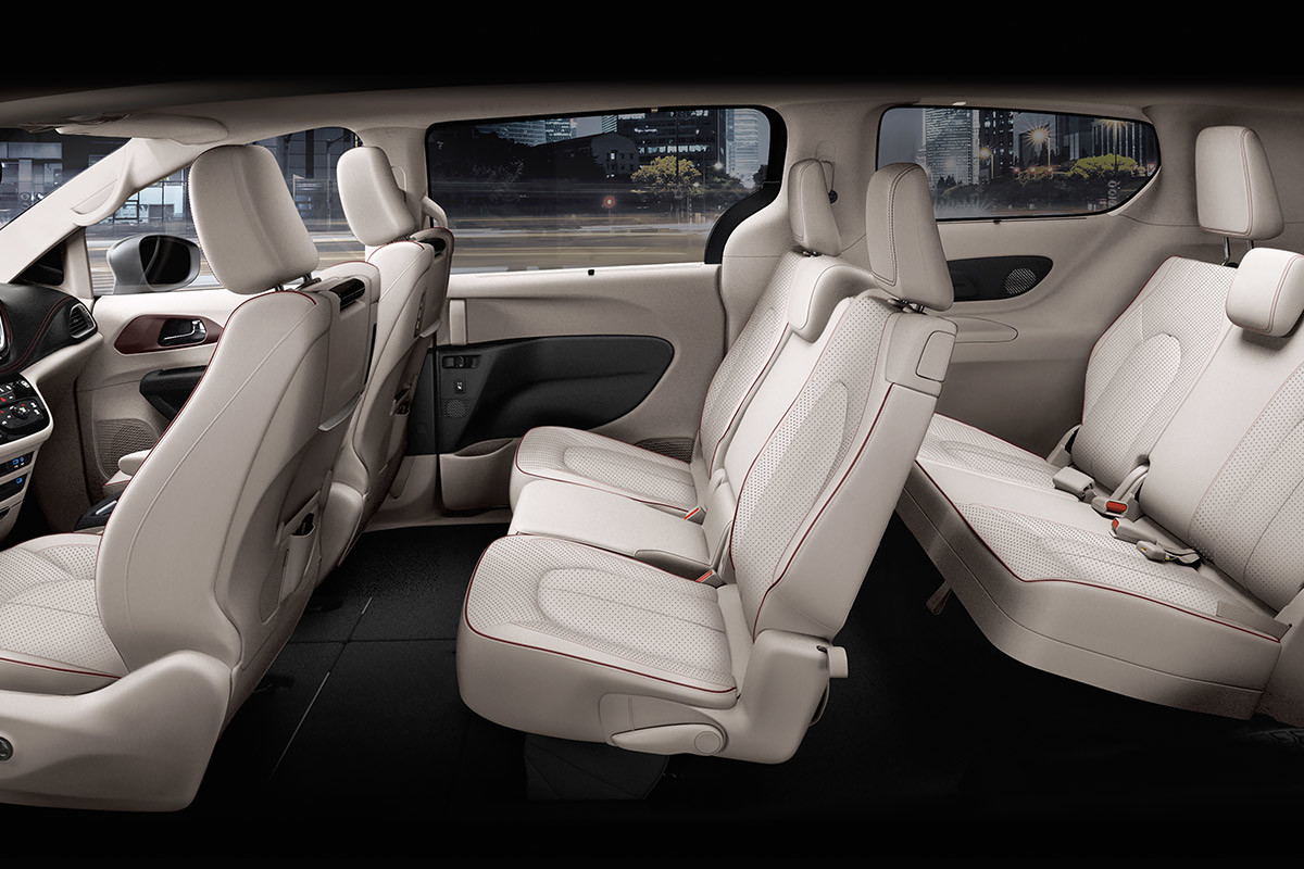 2018 Chrysler Pacifica Technology Seat Up To 8 Comfortably