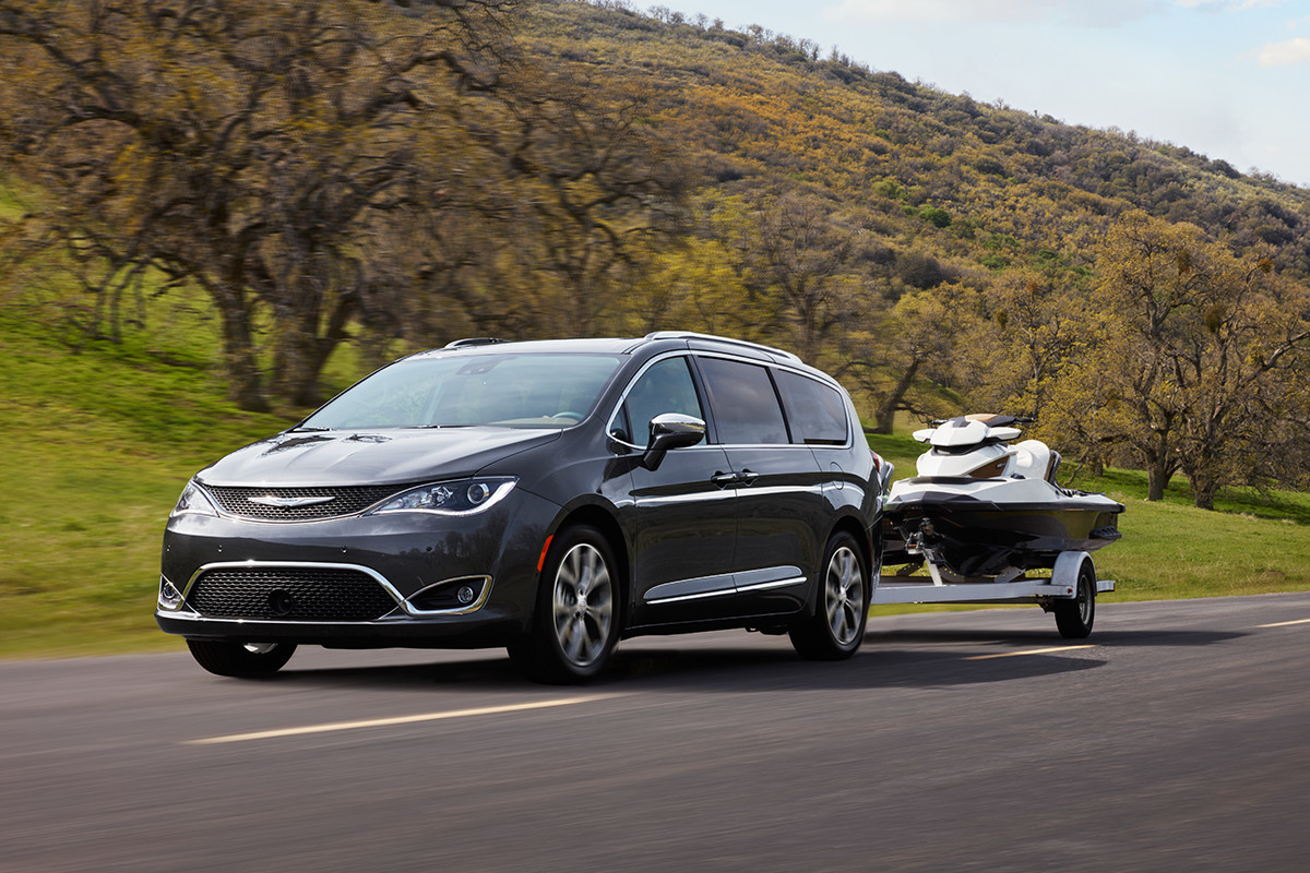 2018 Chrysler Pacifica Efficiency Handling