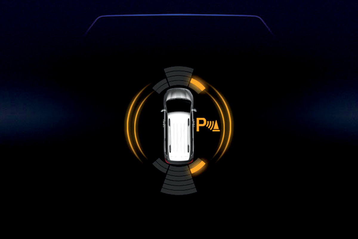 2018-Chrysler-Pacifica-Safety-Surround-View-Camera