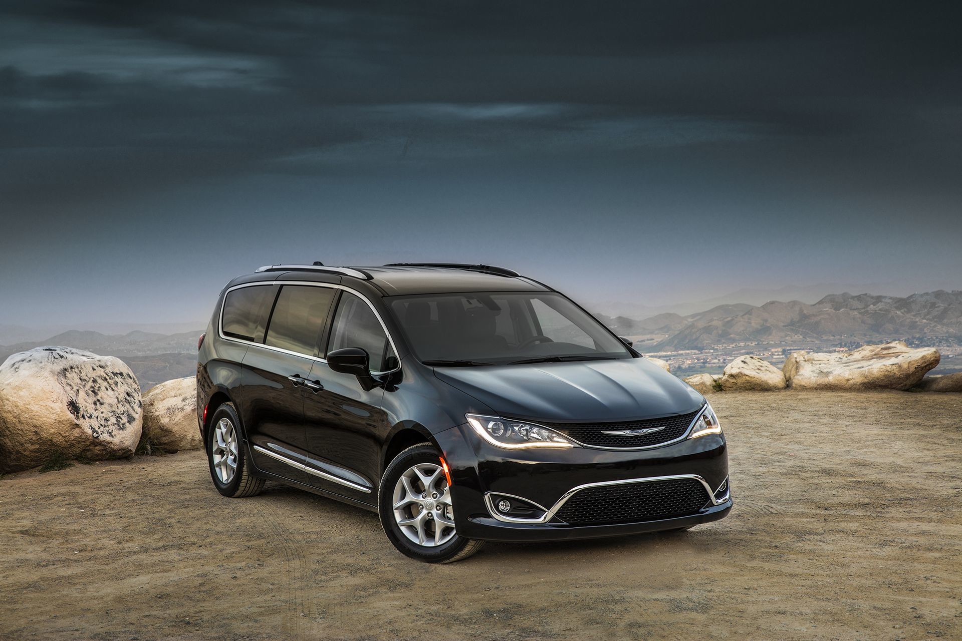 Chrysler Pacifica 2018 Exterior Pacifica Colour Choices