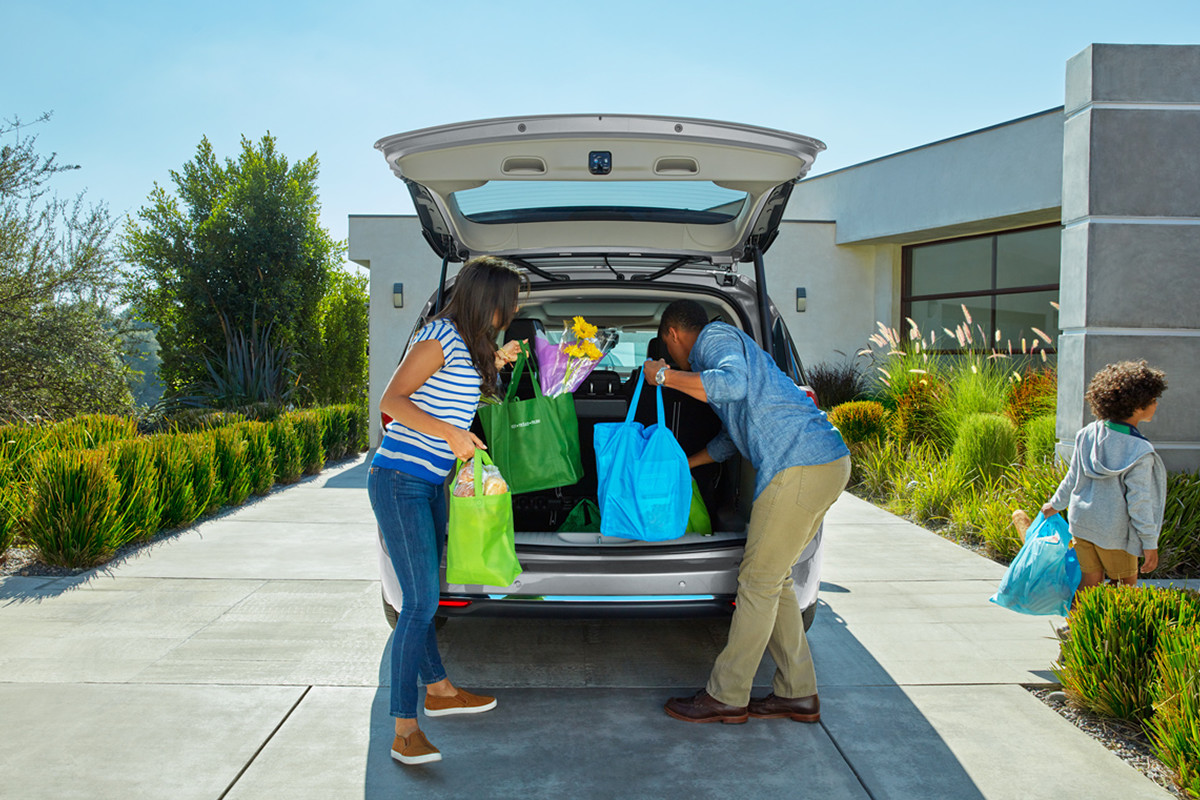 Extérieur de la Chrysler Pacifica Hybrid 2018 - portes et hayon mains libres