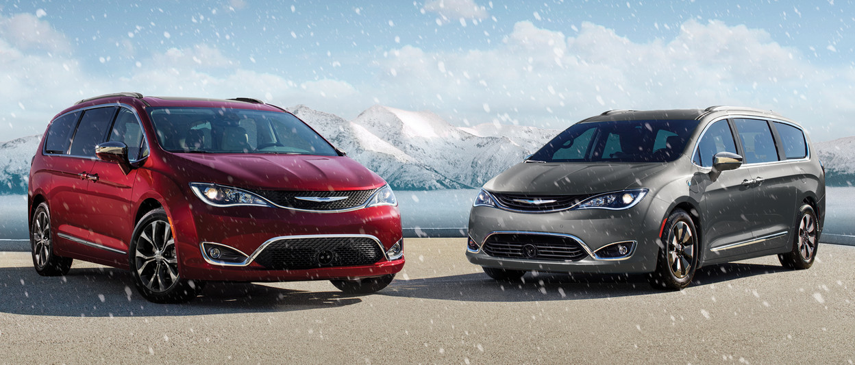 Chrysler Pacifica Hybrid 2018 Exterior Jazz Blue Pearl