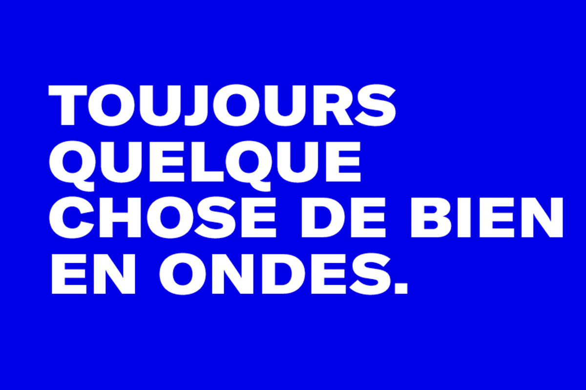 Logo de la radio satellite SiriusXM indiquant « Toujours quelque chose de bien en ondes ».