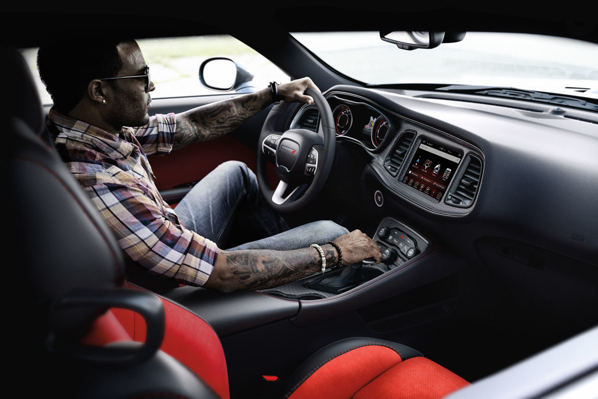 Caractéristiques de la Dodge Challenger 2018 – Confort du conducteur