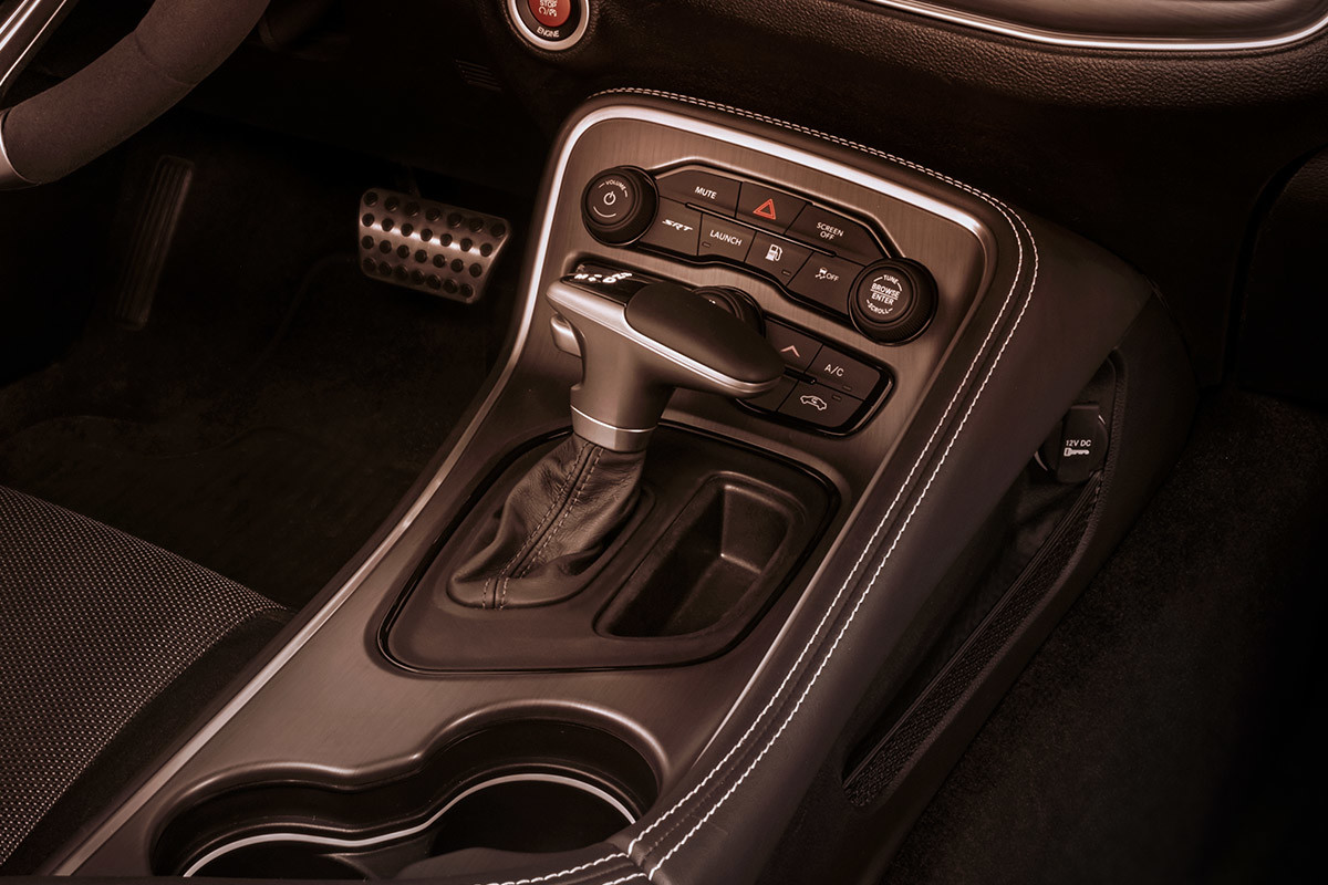 Caractéristiques de la Dodge Challenger 2018 – Rétroaction sur les têtes motrices