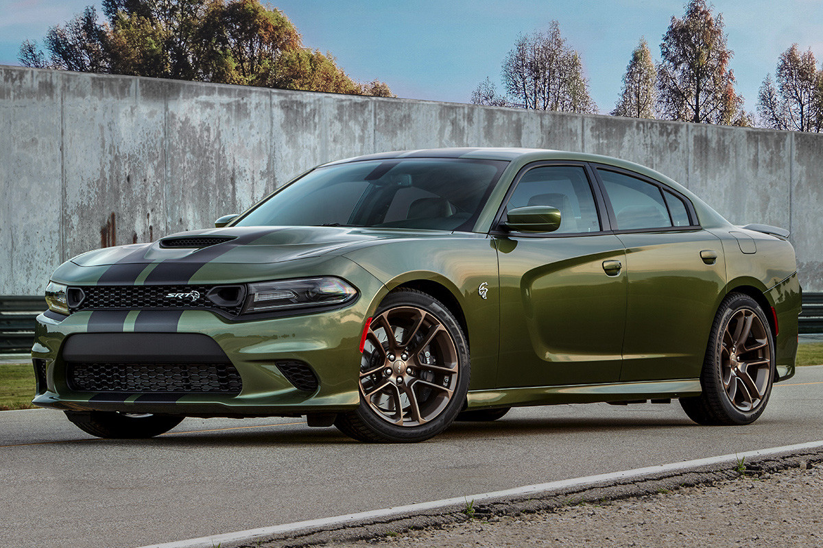 2019 Dodge Charger front view of red SRT Hellcat