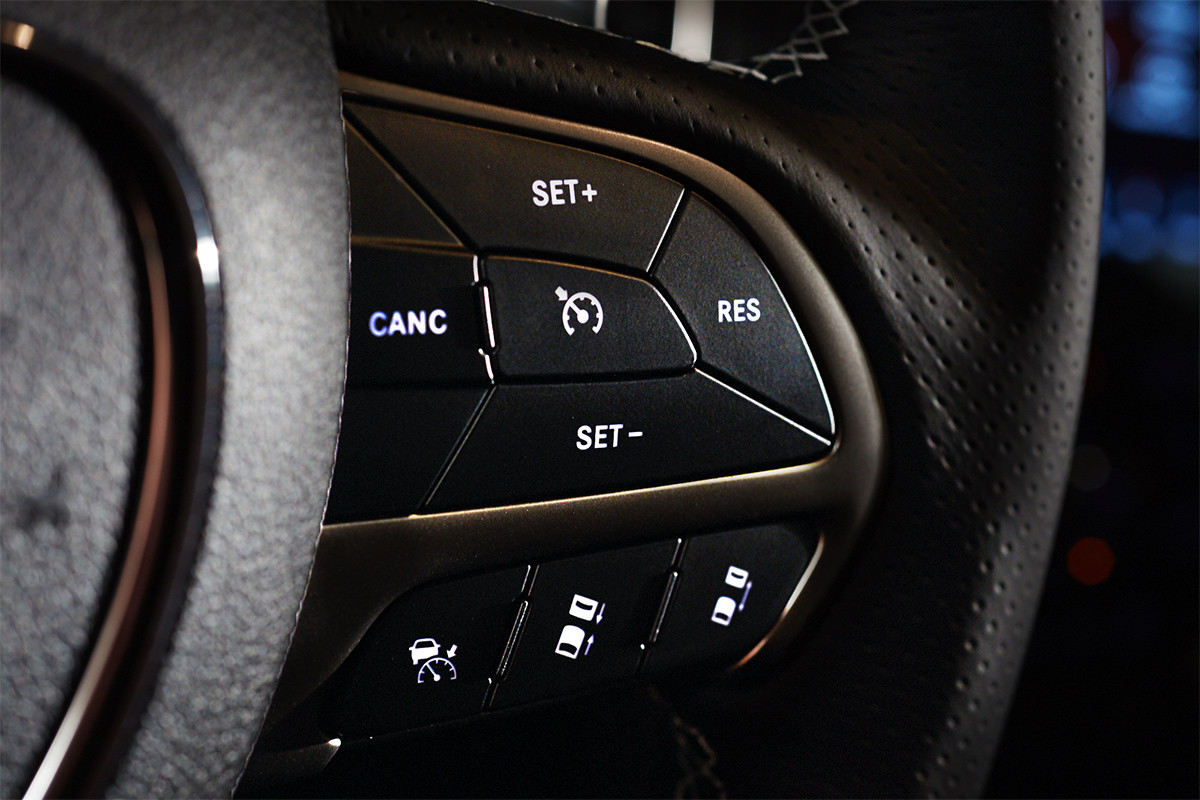 2019 Dodge Durango interior view of steering wheel adaptive cruise control