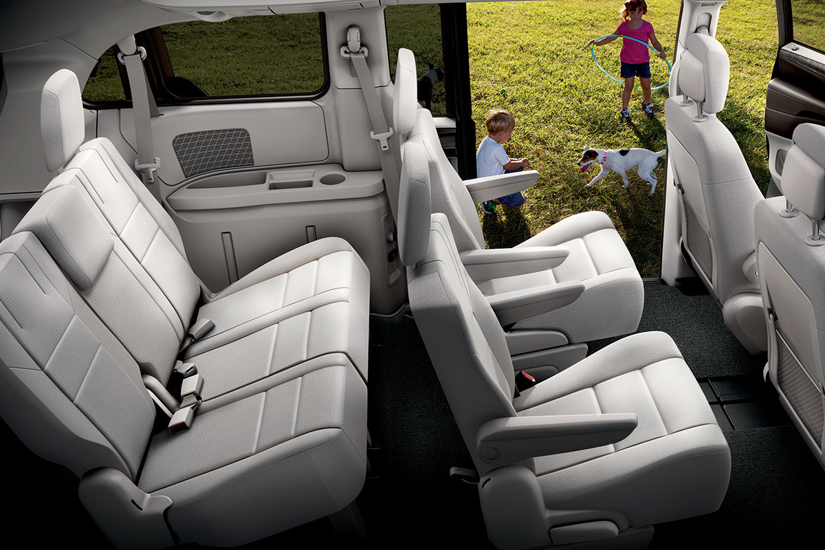 2018 Dodge Grand Caravan seating and storage options