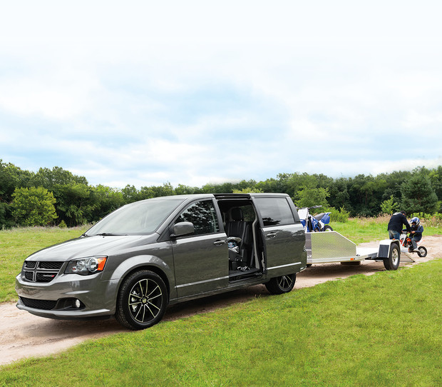 2017 Dodge Grand Caravan shown in red