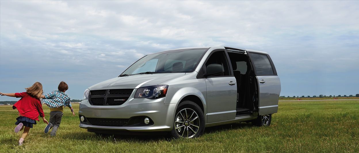 2017 Dodge Grand Caravan is Canada's Best-Selling Minivan
