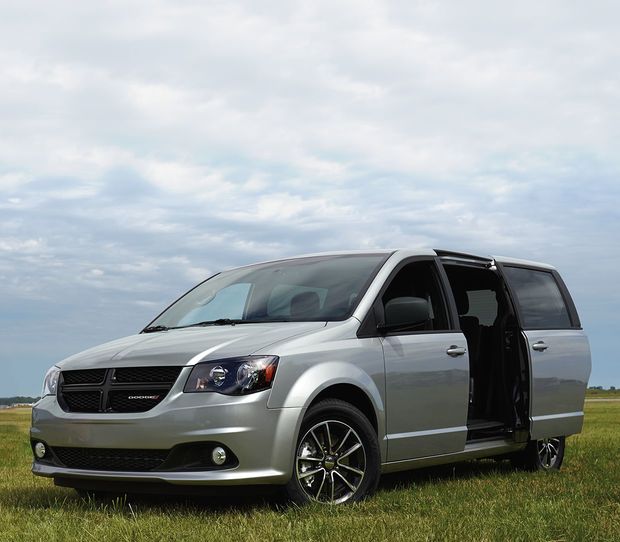 2017 Dodge Grand Caravan is Canada's Best-Selling Minivan