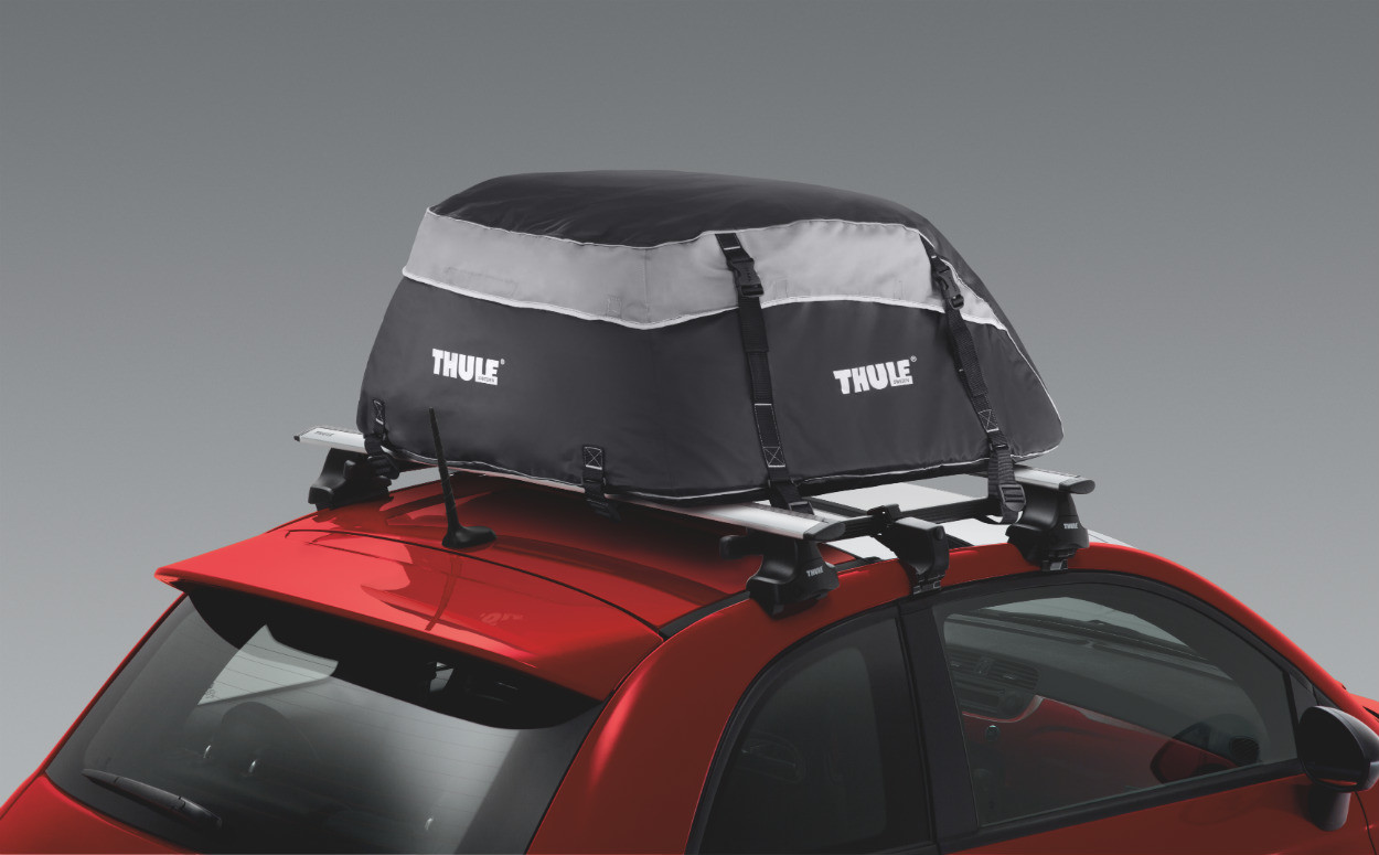 2019 FIAT 500 with a Thule Mopar roof rack