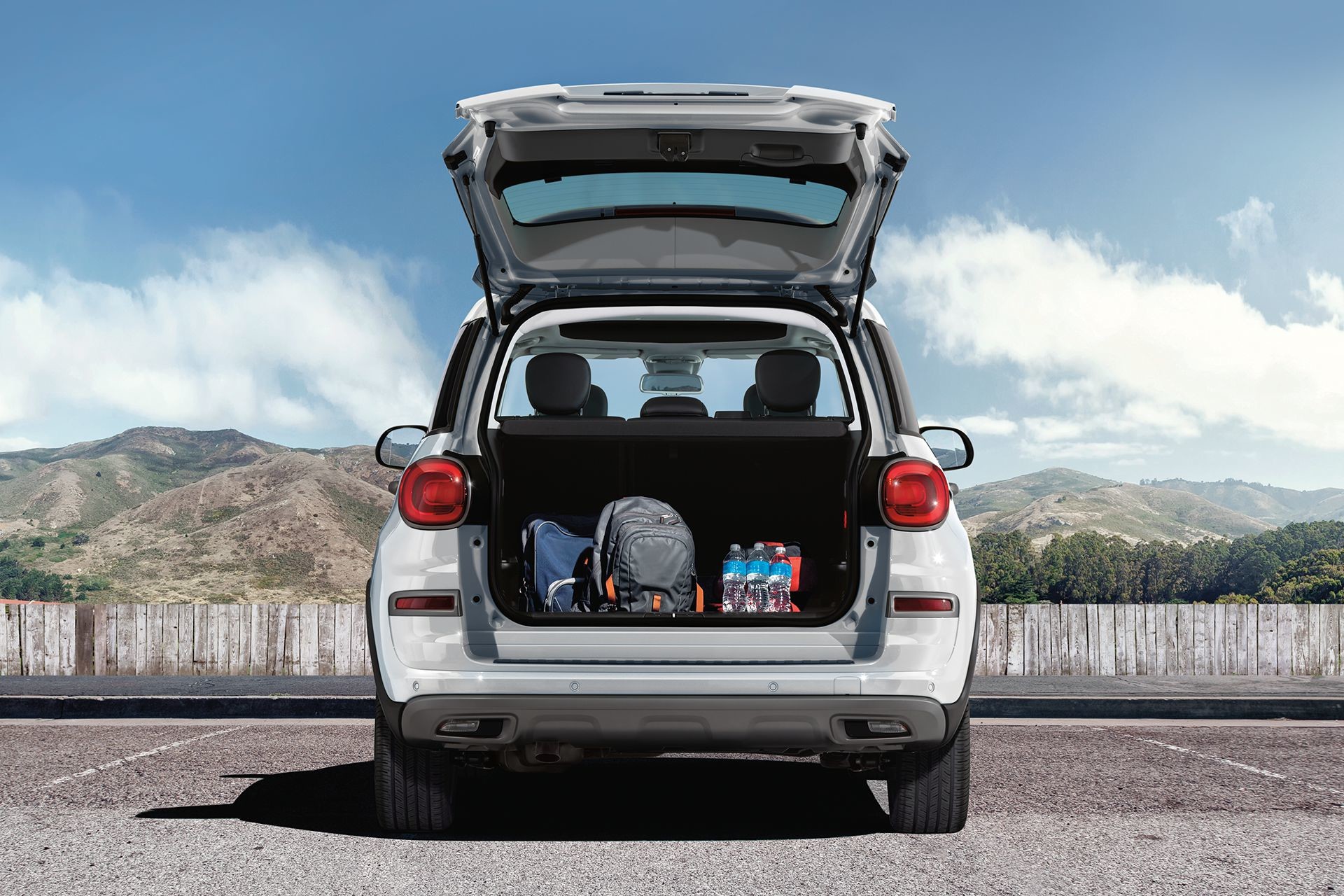 FIAT 500L 2018 – design à quatre portes avec sept configurations de sièges