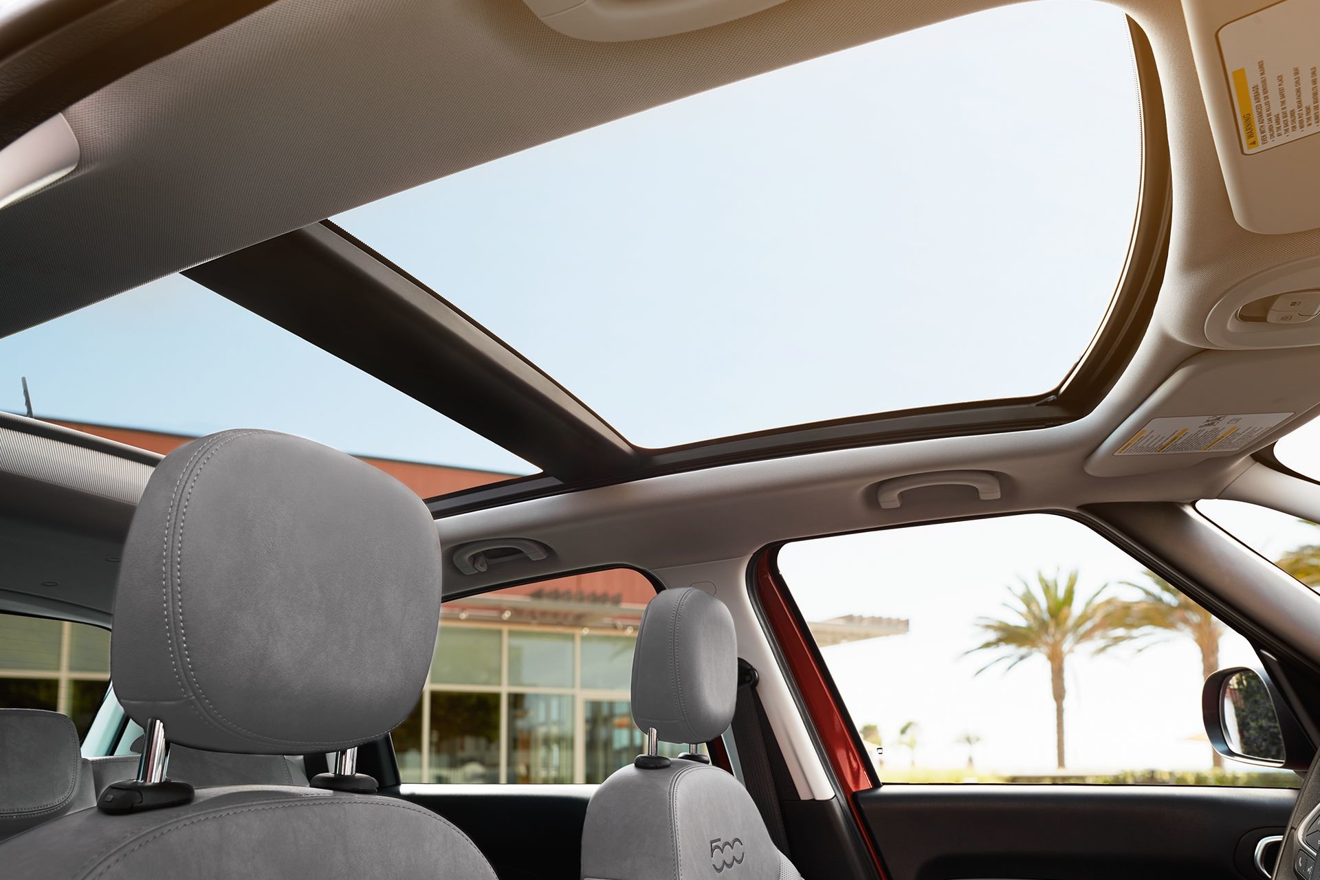 2018 Fiat 500L interior dual pane panoramic sunroof