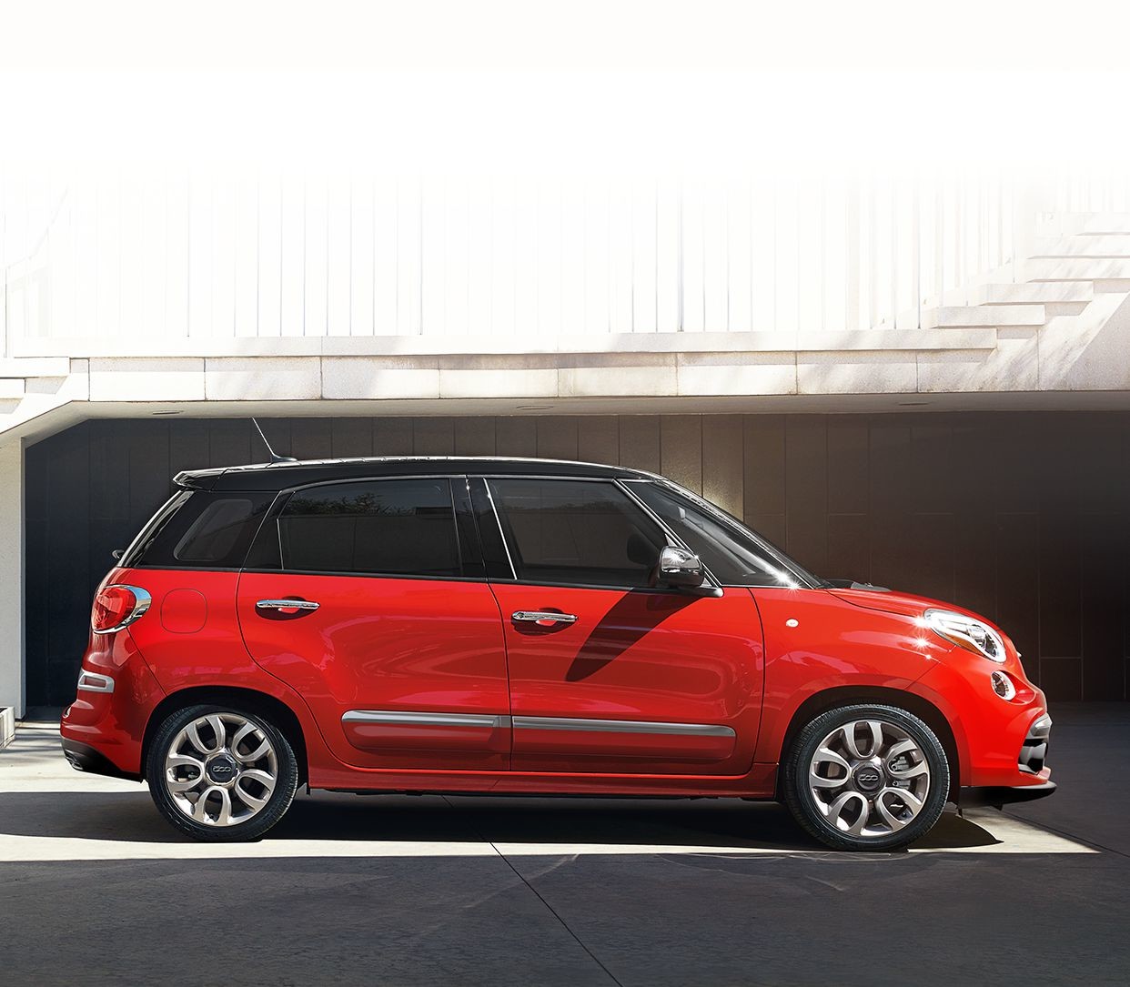 2018 Fiat 500L stylish, spacious, superb