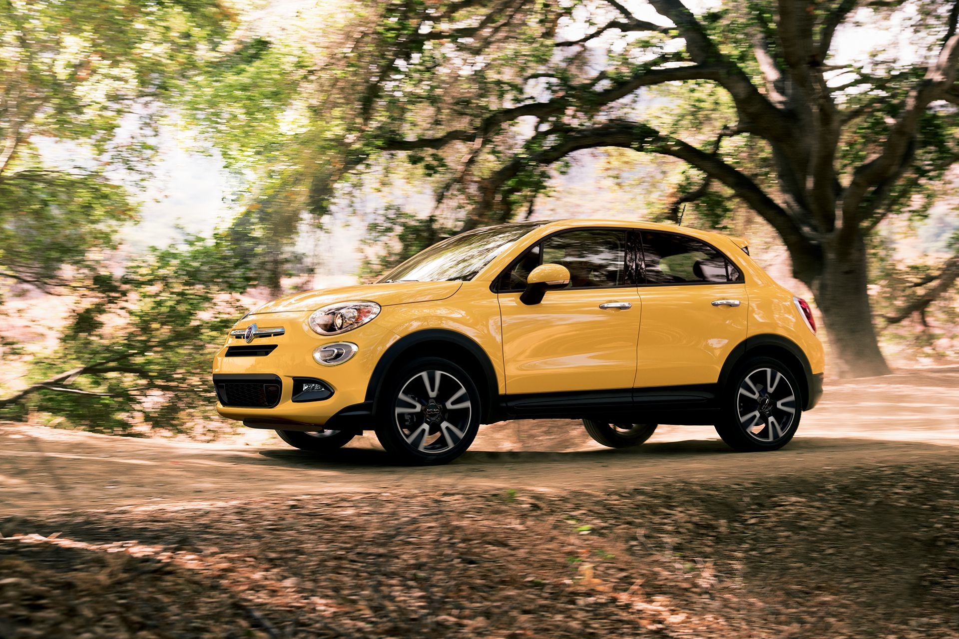 2018 Fiat 500X crossover with iconic italian design