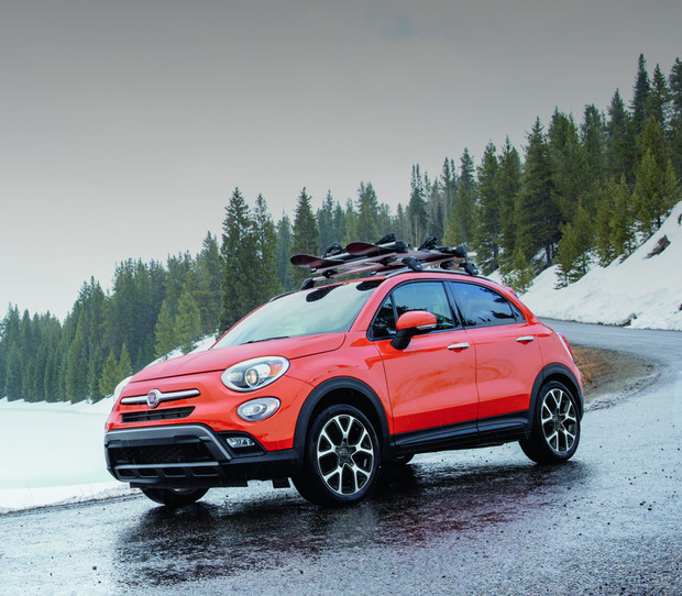 Multisegment FIAT 500X 2018 – vue latérale, illustrée en rouge