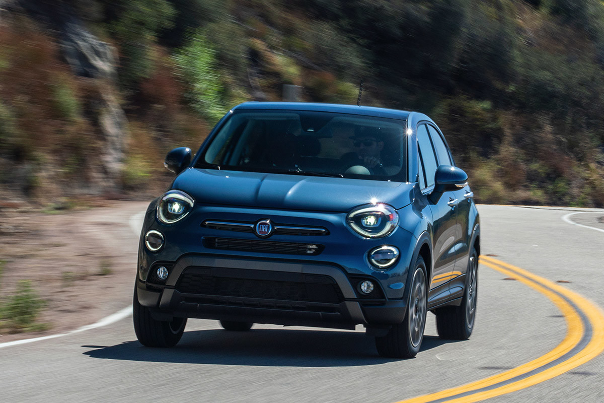 The Italia Blue 2020 Fiat 500X being driven on a curvy road