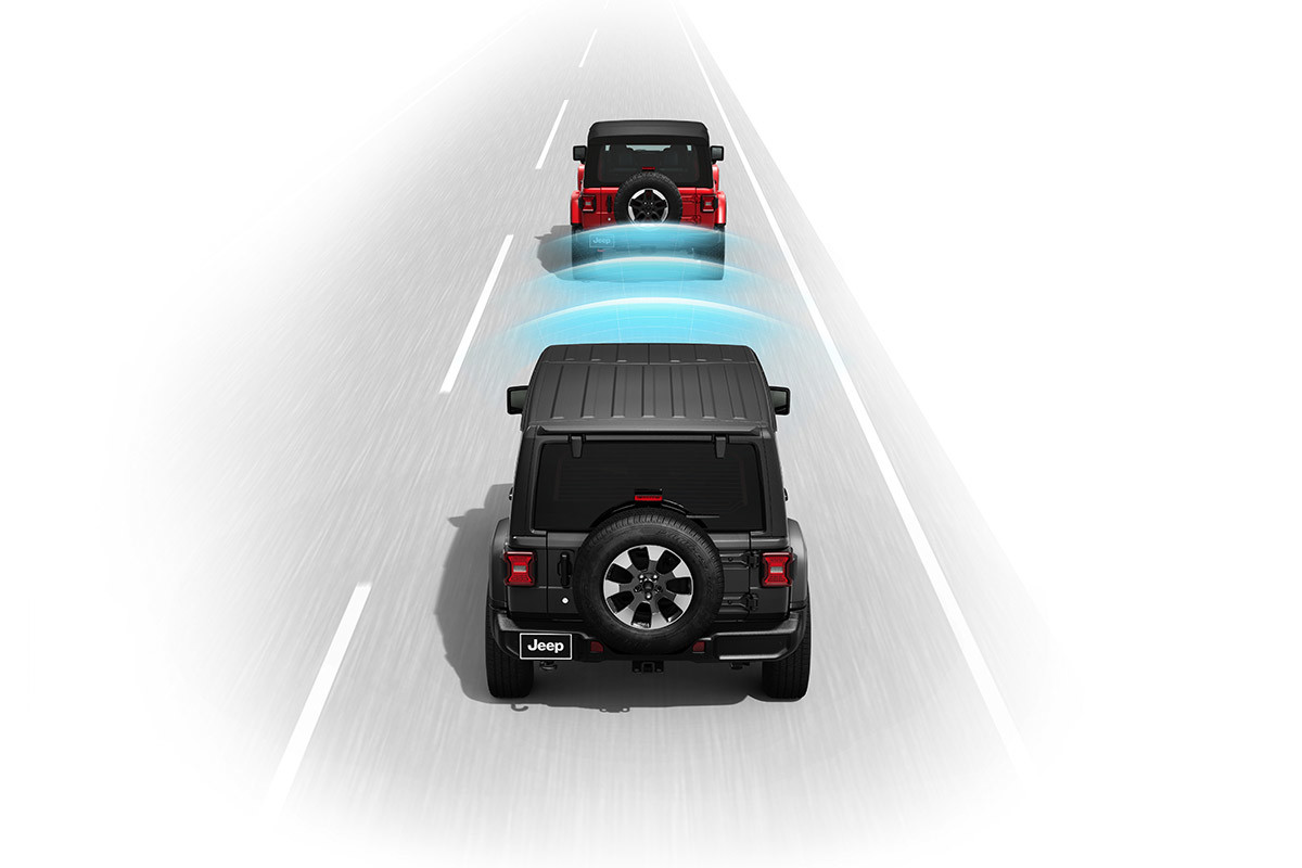 Capteurs d'avertissement de collision avant d'un Jeep Wrangler 4xe.