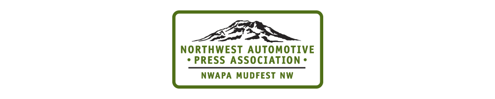 The 2015 Jeep<sub>®</sub> Cherokee Trailhawk named 'Best Family SUV' by Northwest Automotive Press Association