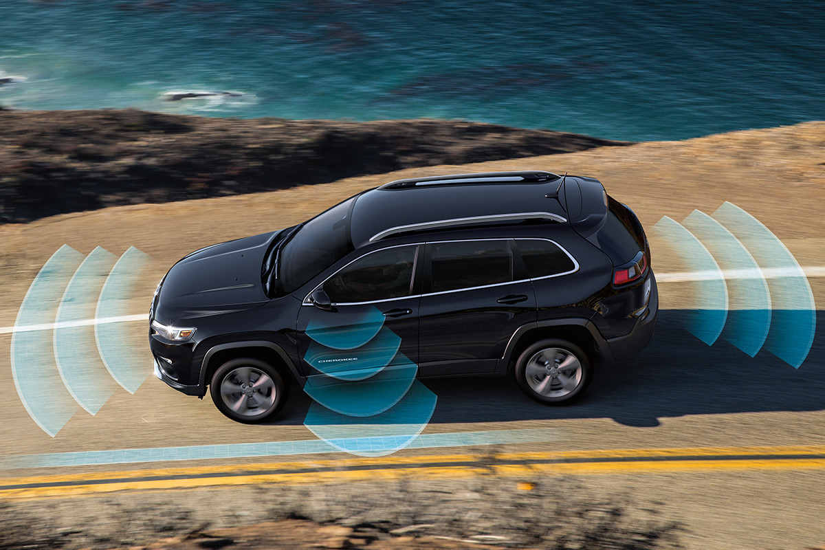 Jeep Cherokee 2019 black protection safety features