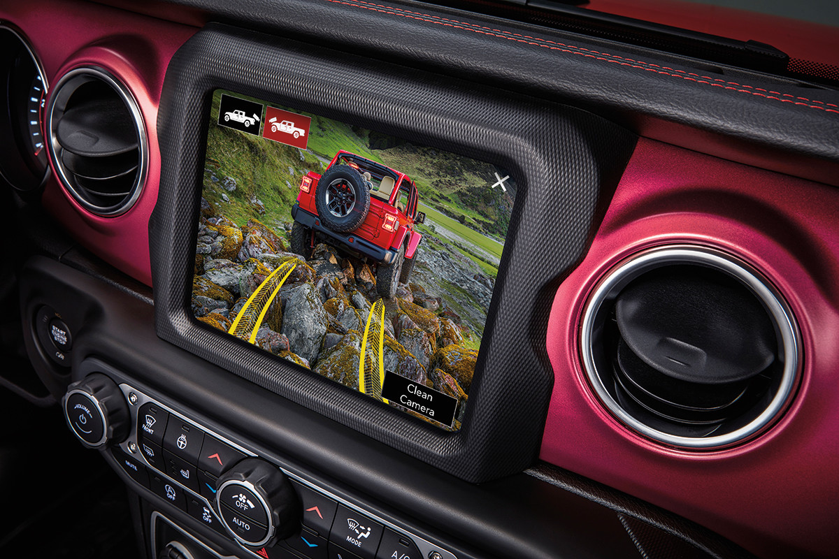 Close up of the Trailcam off-road camera inside the 2022 Jeep Gladiator.