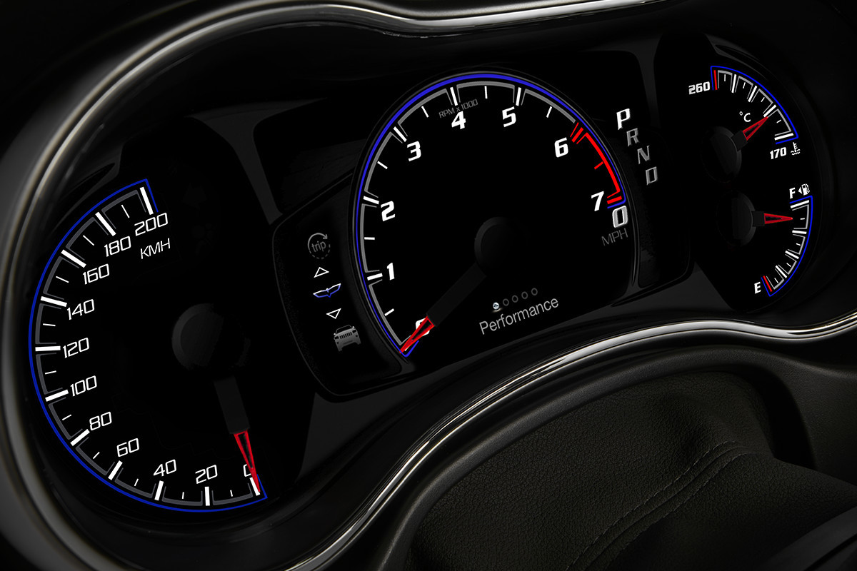 L'écran couleur intégré au groupe d'instruments du Jeep Grand Cherokee 2019