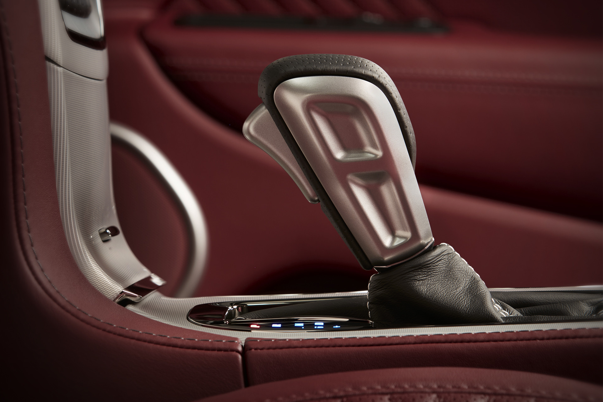 2019 Jeep Grand Cherokee interior view showing gear shifter