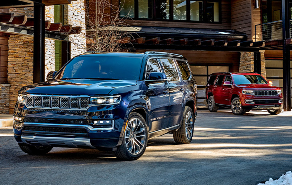 <a href="/en/grandwagoneer?utm_campaign=superbowl-promo&utm_source=T1&utm_medium=referral&utm_content=grandwagoneer" style="text-decoration:underline;" data-analyticsid="hp-featured-tiles-" data-analyticsvalue="Jeep - All New Wagoneer and Grand Wagoneer">THE ALL-NEW WAGONEER AND GRAND WAGONEER
</a> 2022 Grand Wagoneer parked in front of a house