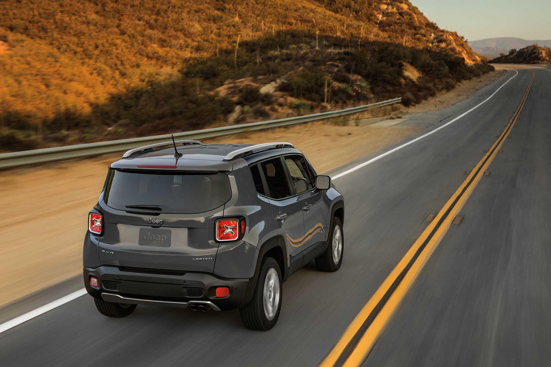 Les éléments insonorisants du Jeep Renegade 2018 comprennent du verre insonorisant et des bourrelets d’étanchéité triples
