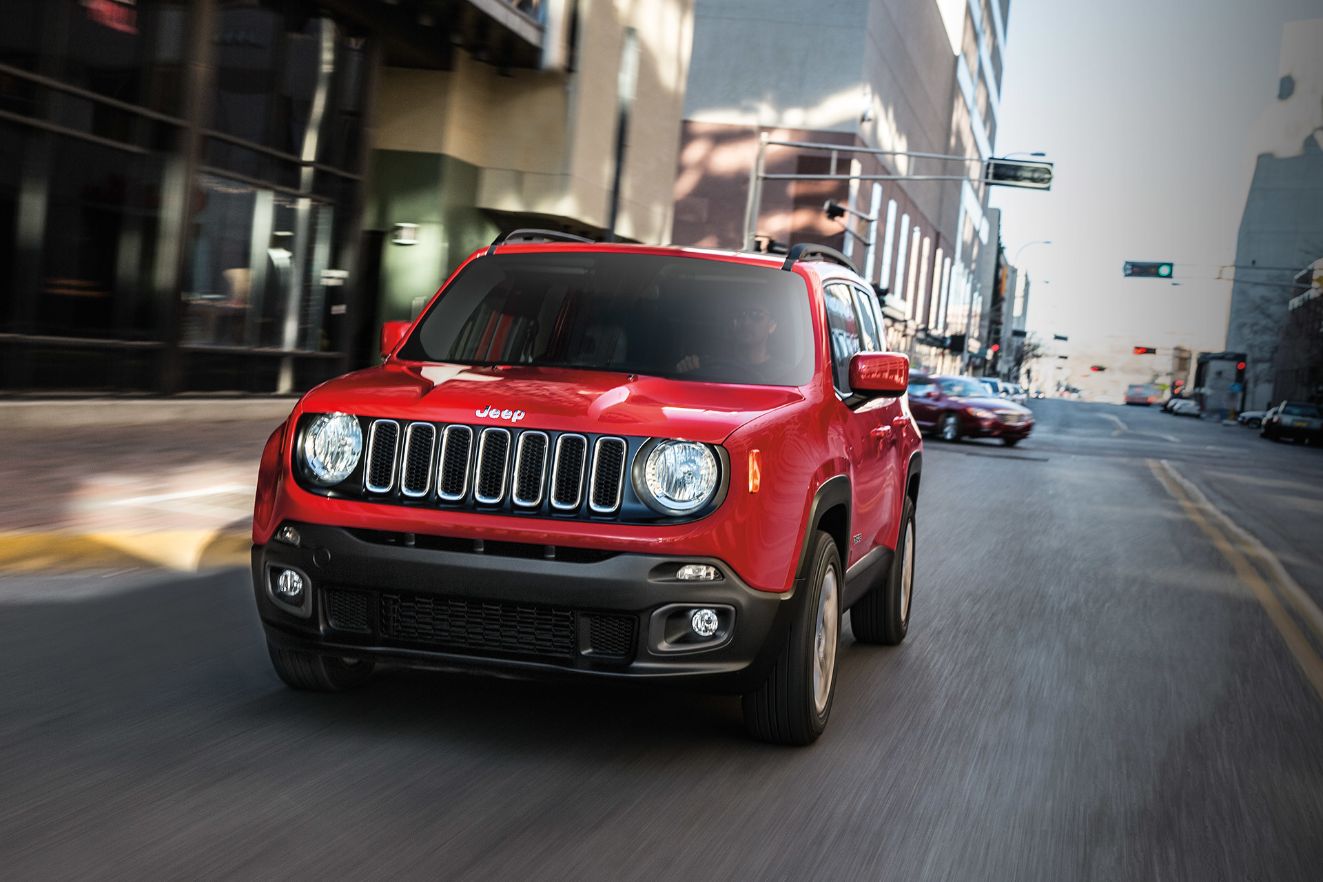Petit VUS Jeep Renegade 2018, montré en rouge