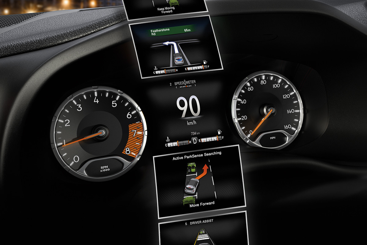 Gros plan sur le groupe d’instruments personnalisable du Jeep Renegade 2022.
