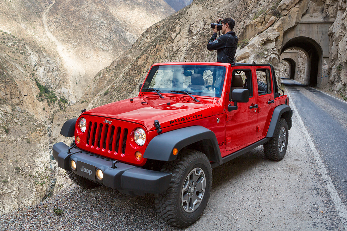 Jeep Wrangler 2018 ExteriorFeatures Freedom Top Hardtop