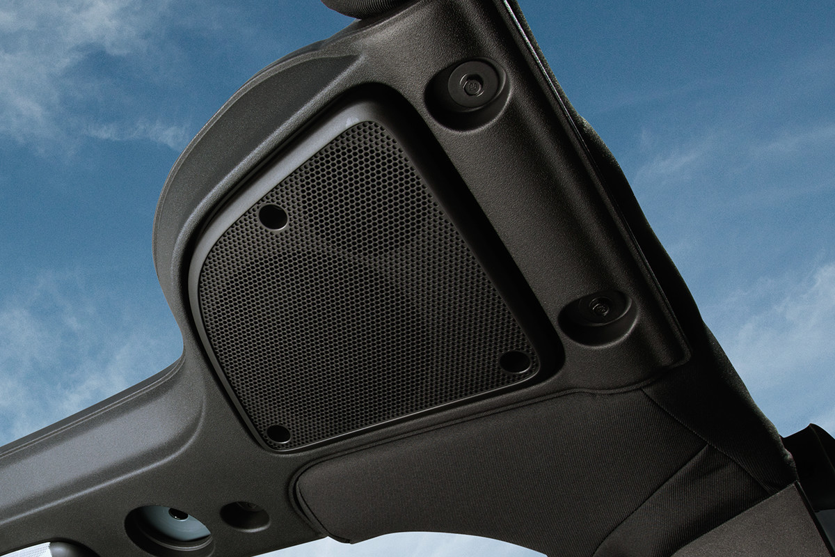 Jeep Wrangler 2018 Alpine Premium Audio