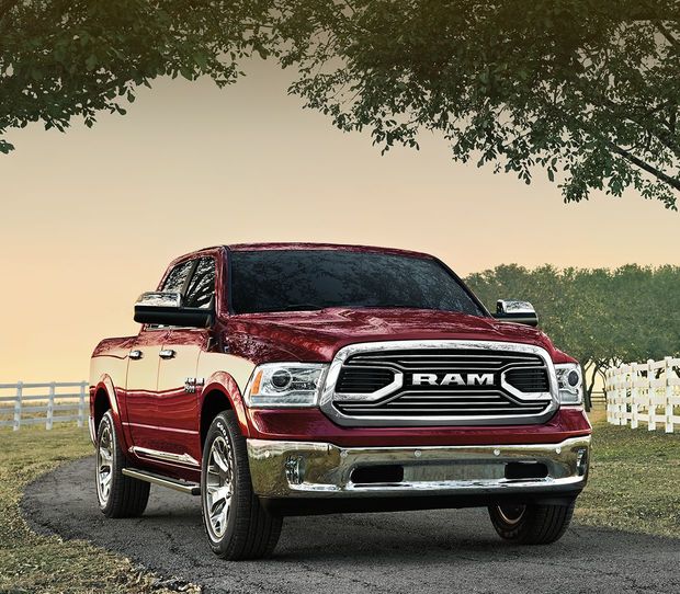 2018 RAM 1500 front grille
