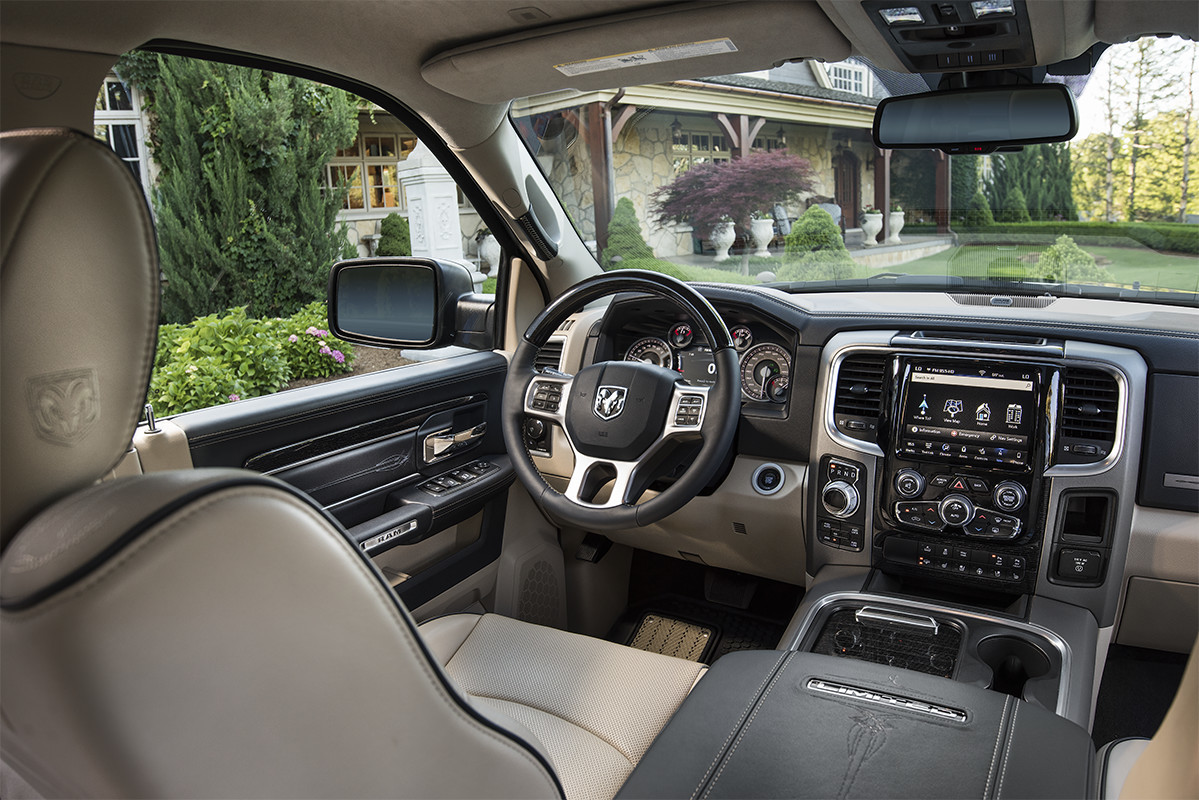 Caractéristiques intérieures du Ram 1500 2018 – habitacle luxueux