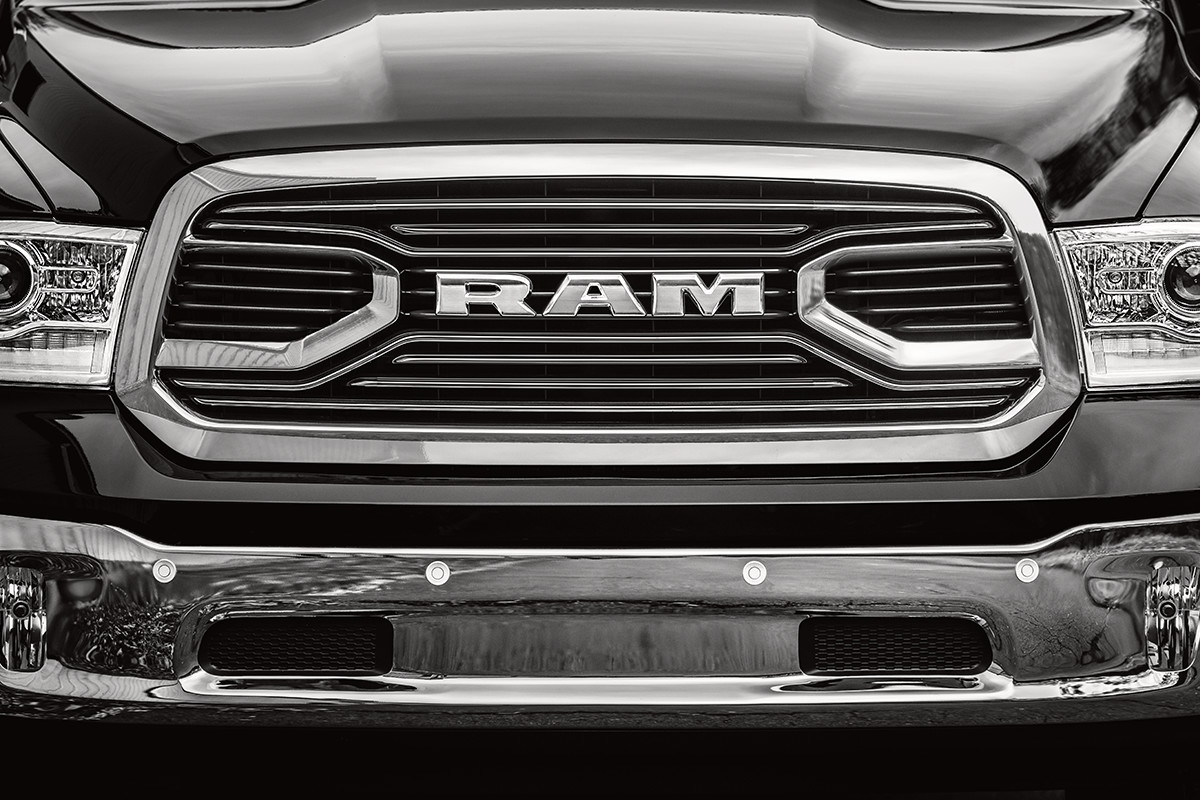 Ram 1500 2018 – technologie du système d’aide au stationnement
