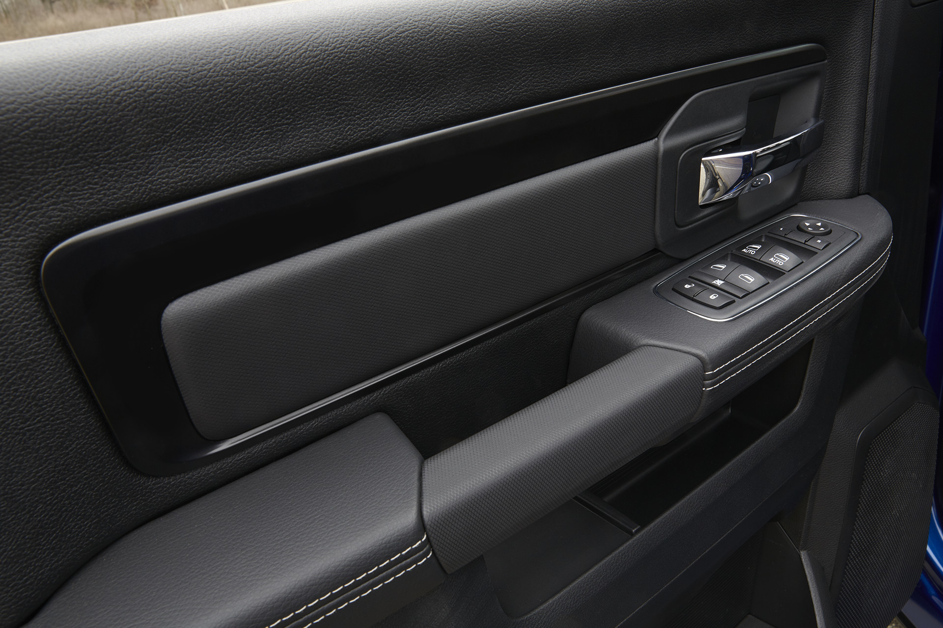 2018 RAM 1500 interior organized cabin convenience