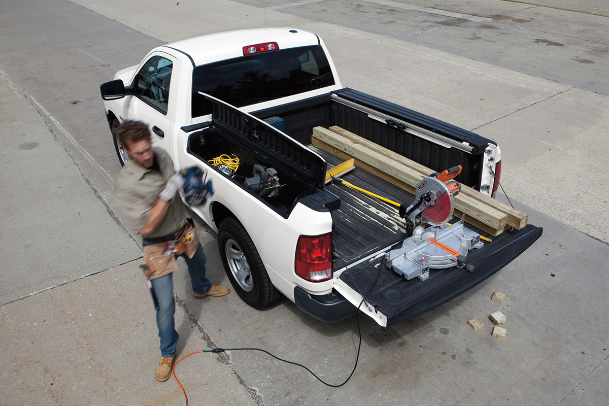 2019 Ram 1500 Classic cargo management system