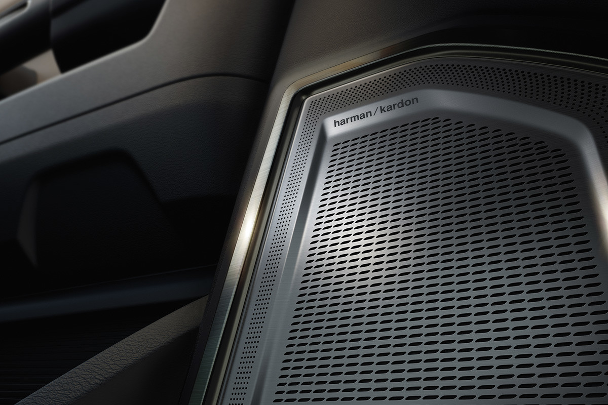 Zoomed in view of the new 2019 Ram 2500's harman/kardon speaker