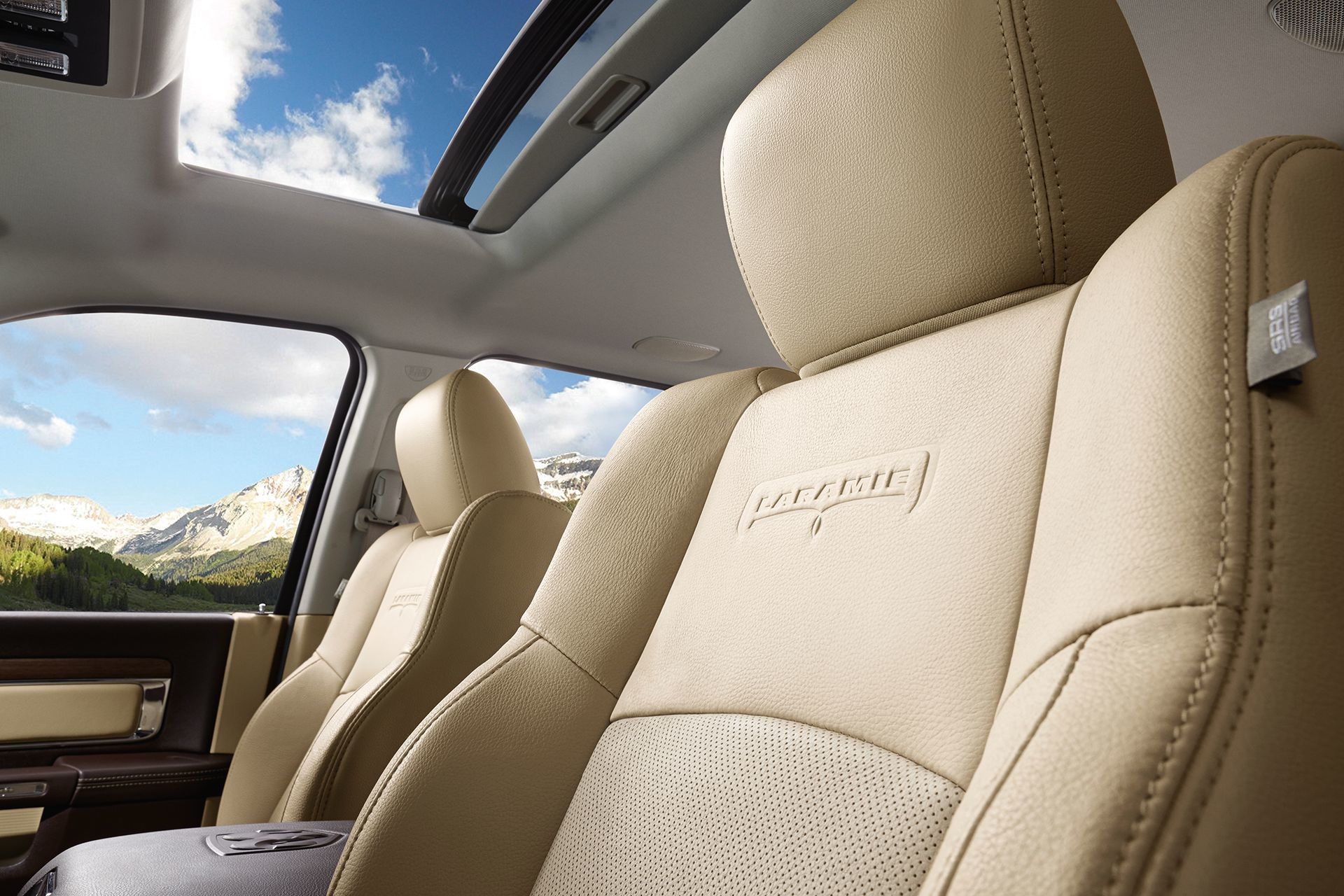 2018 RAM 3500 truck leather trimmed heated ventilated front seating