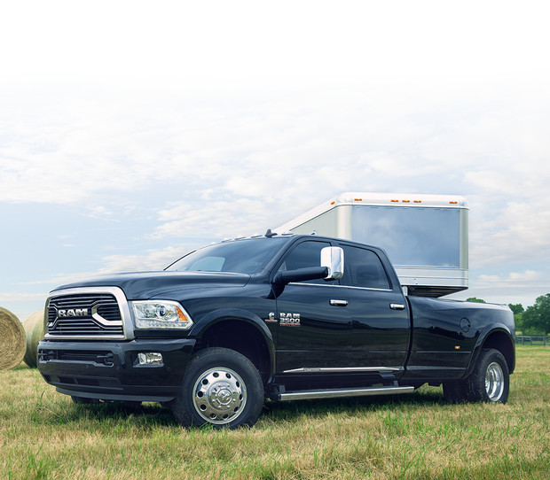 2018 RAM 3500 truck towing side view