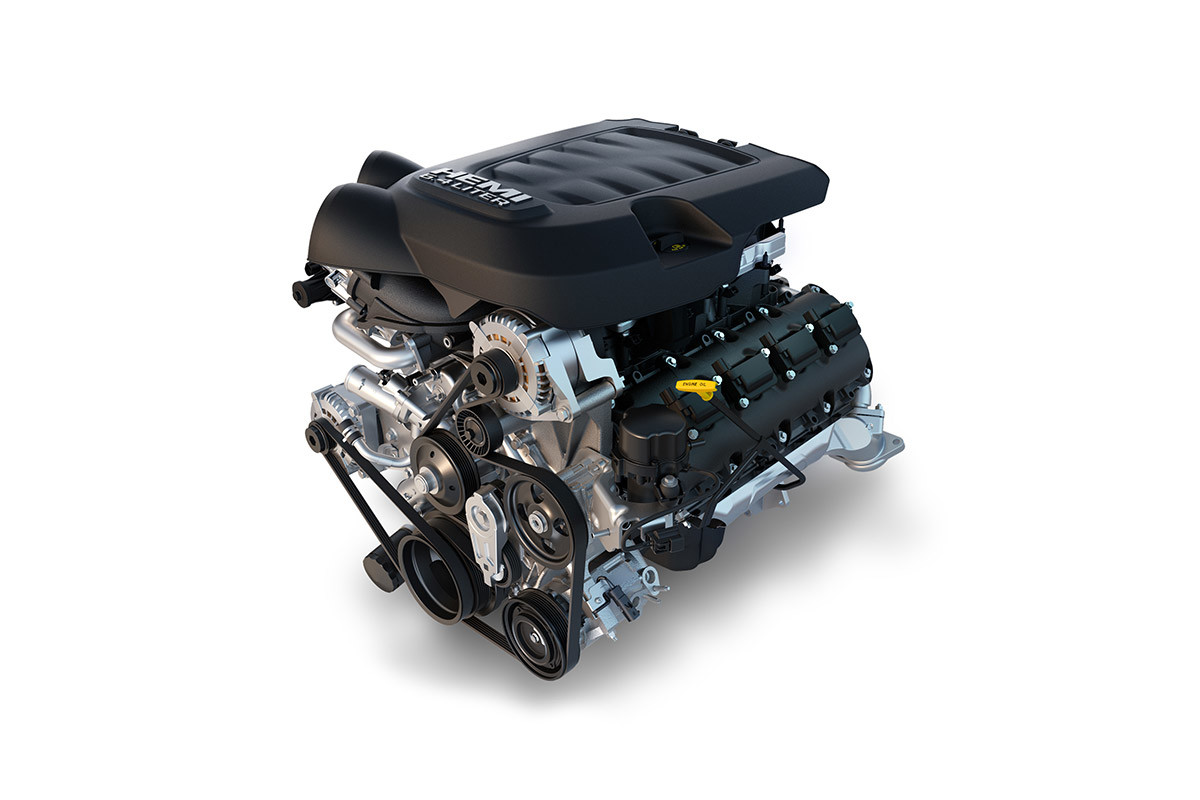 Gros plan du moteur V8 HEMIMD de 6,4 L du Ram 3500 2021.