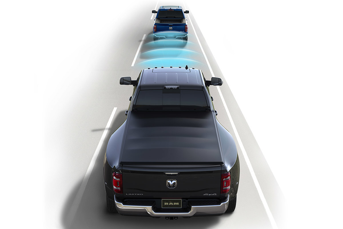 Régulateur de vitesse adaptatif d’un Ram 3500 2022.