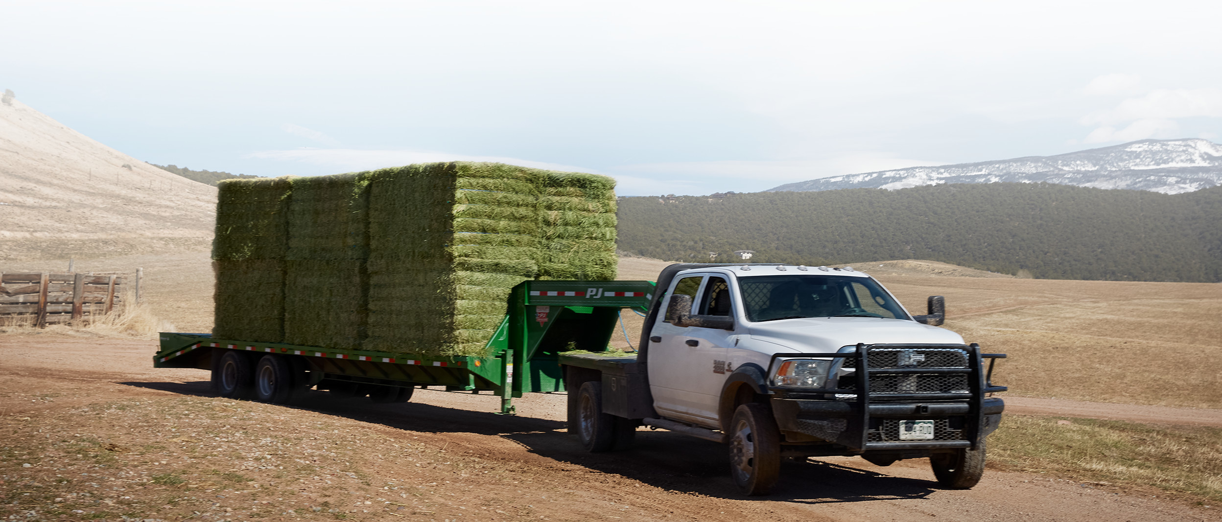 2018 RAM Chassis Cab side view towing hay